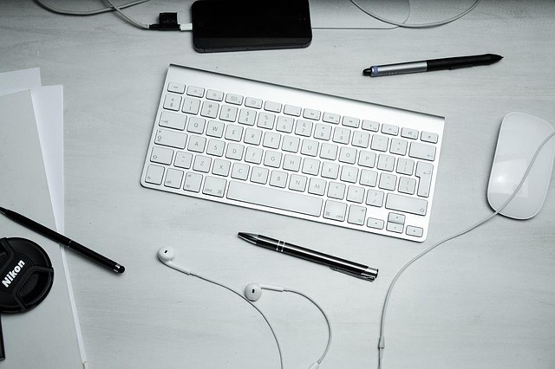 So synchronisieren Sie Ihre Microsoft Wireless-Tastatur und -Maus